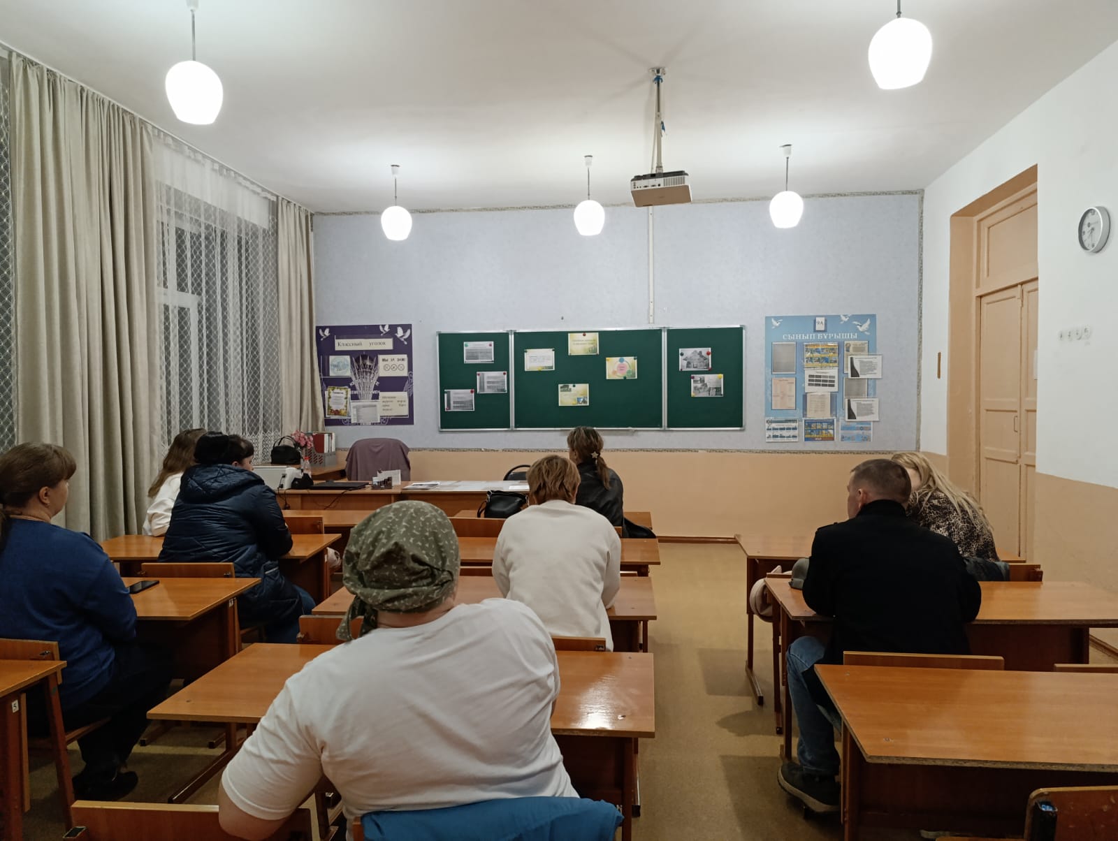 Ата-аналарды педагогикалық қолдау орталығының жұмысы/ Работа центра педагогической поддержки родителей